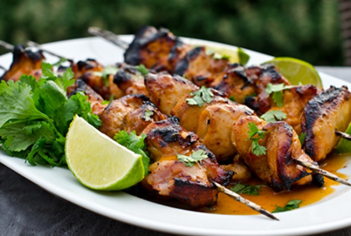 1kg Cooked Chicken Kebabs/Skewers