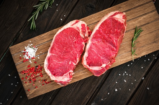 4 x 300g+/- European Sirloin Steaks Saving 15%